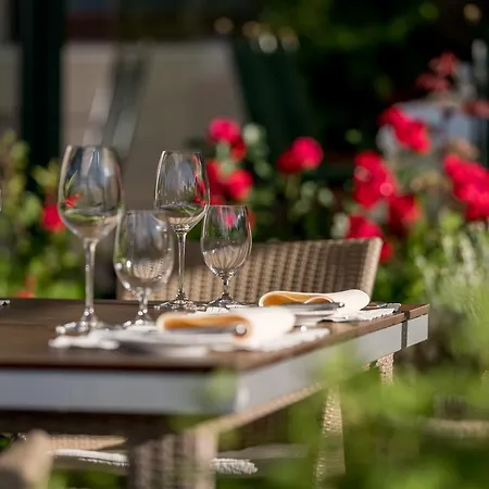 Szálloda Seehotel Restaurant Lackner Mondsee