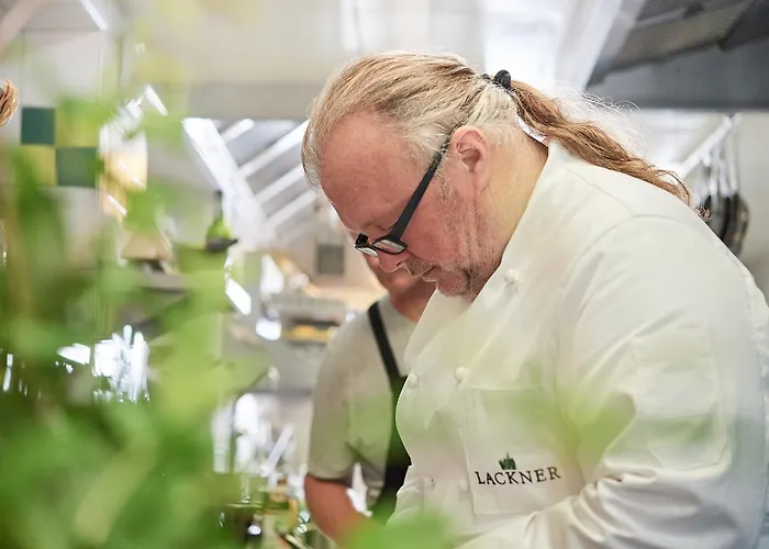 Seehotel Restaurant Lackner Otel Mondsee